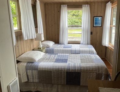 Fireside 2-Twin Bedroom